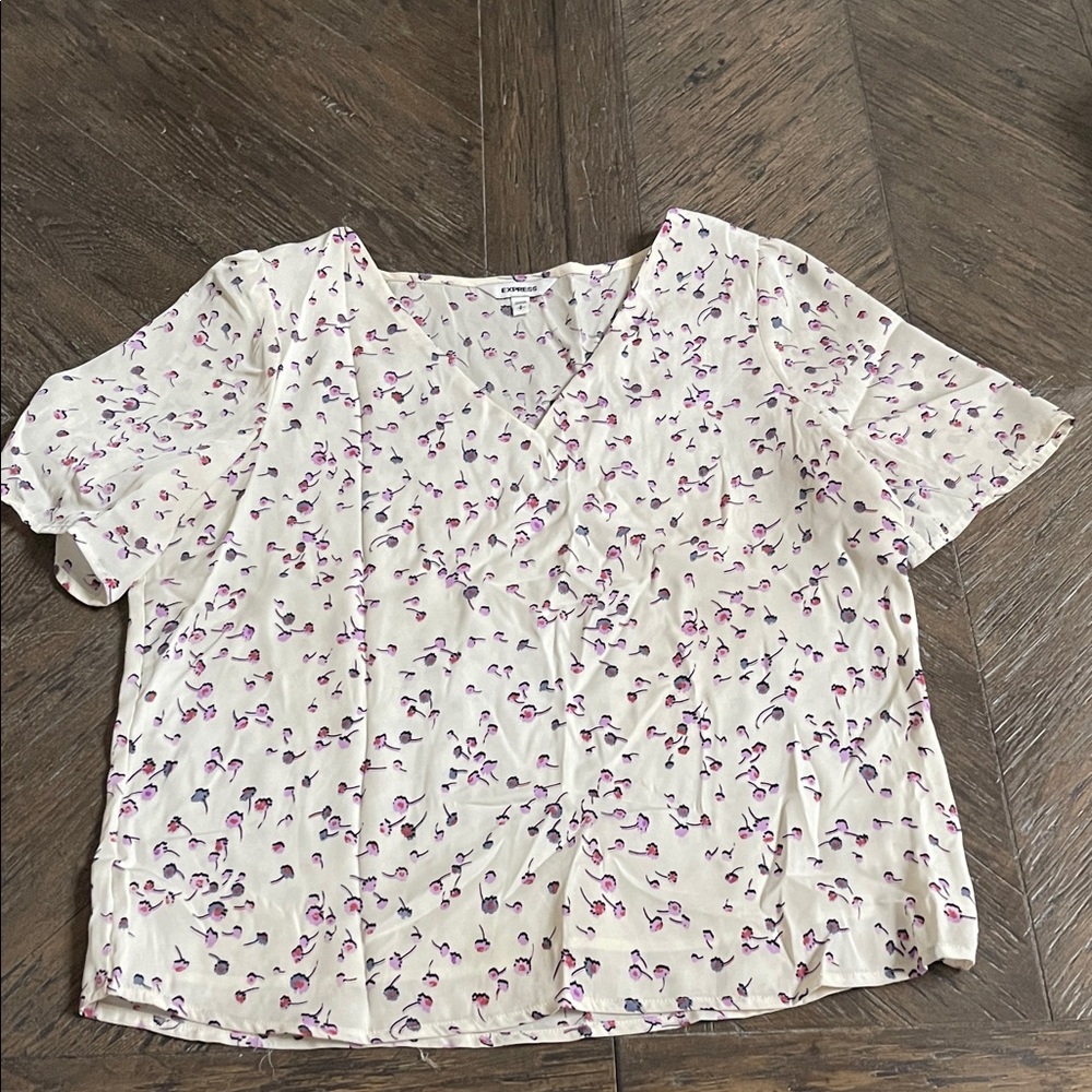 Express Cream and Purple Floral Blouse Small